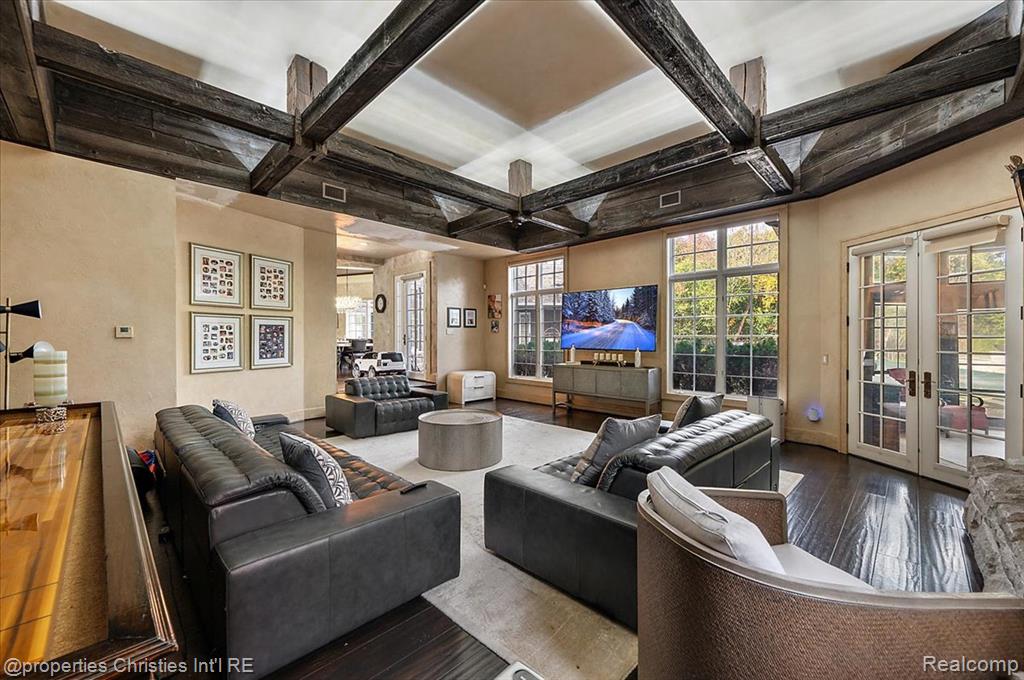 3701 Northwood, West Bloomfield, MI, 48324