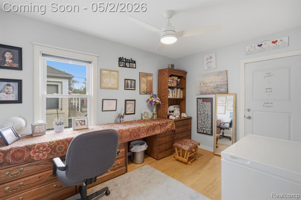 1857 Roslyn Road, Grosse Pointe Woods, MI 48236 — Photo 14