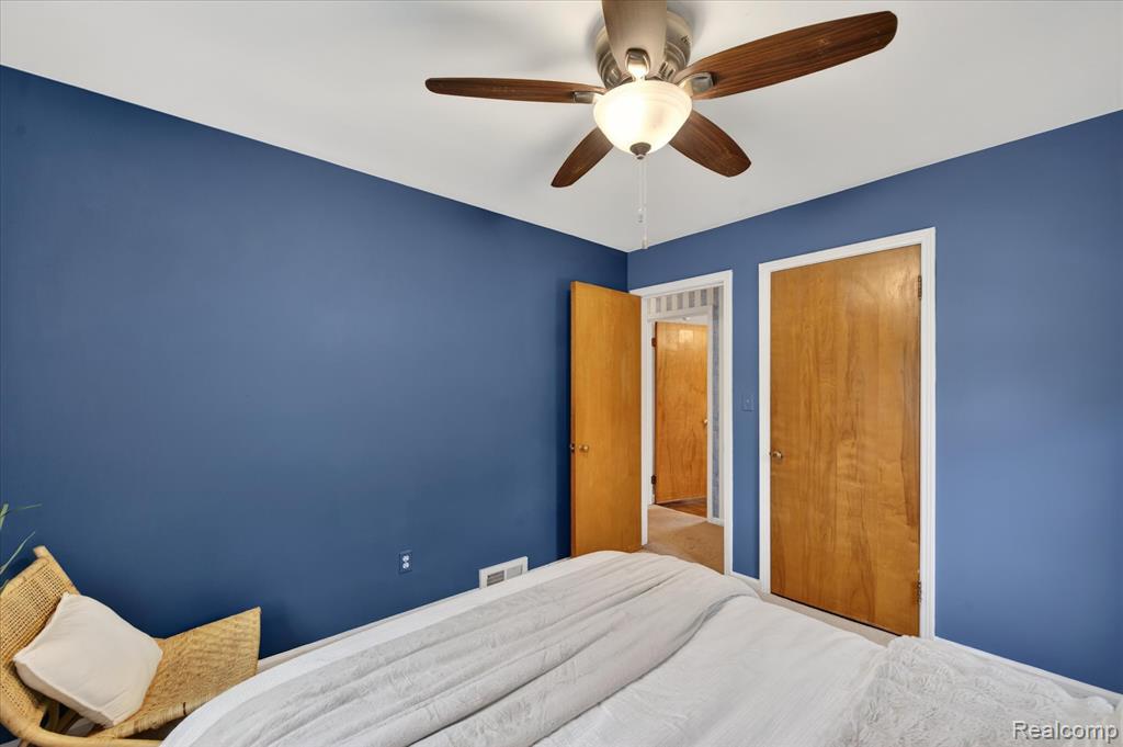 9619 Mayfield Street, Livonia, MI 48150 — Photo 10