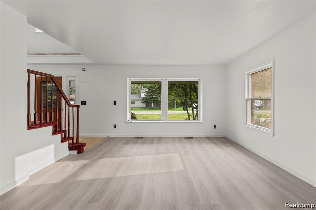 5420 Southlawn Drive, Sterling Heights, MI 48310 — Photo 5
