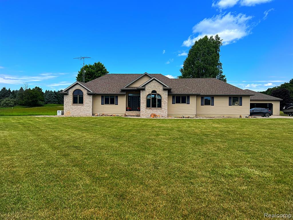 5566 Sandy Lane, Columbiaville, MI 48421 — Photo 3