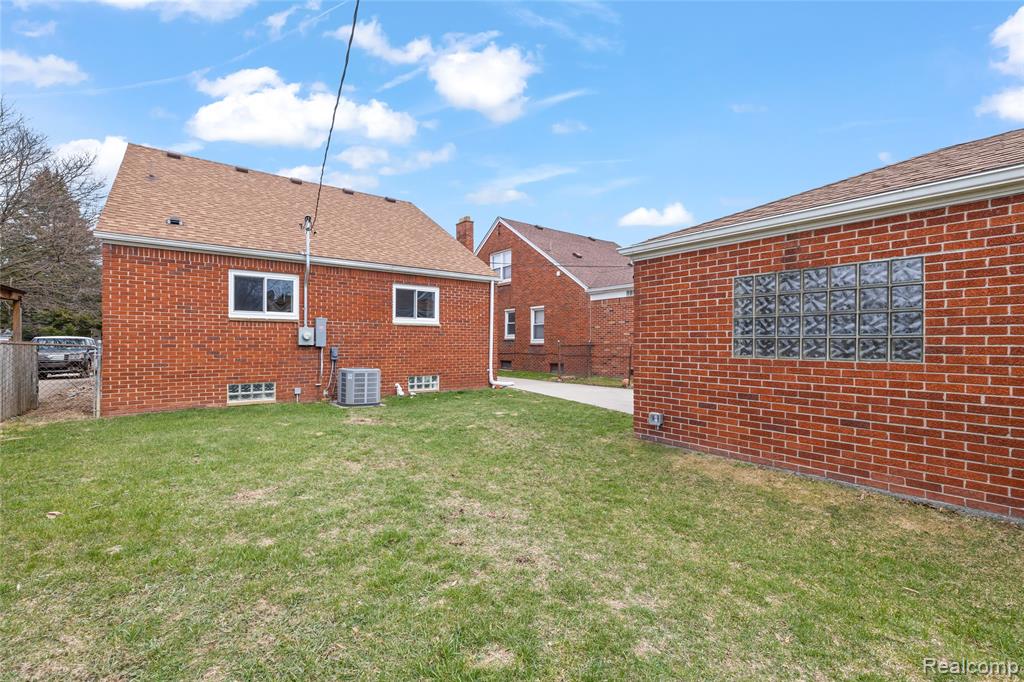 7828 Kolb Avenue, Allen Park, MI 48101 — Photo 2