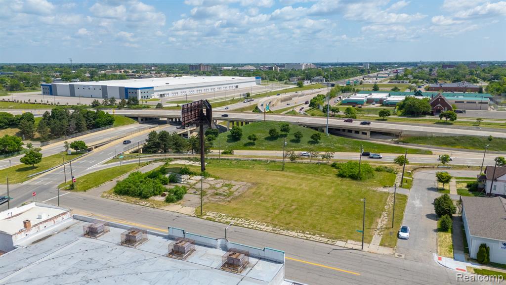 13300 Woodrow Wilson Street - Photo 5
