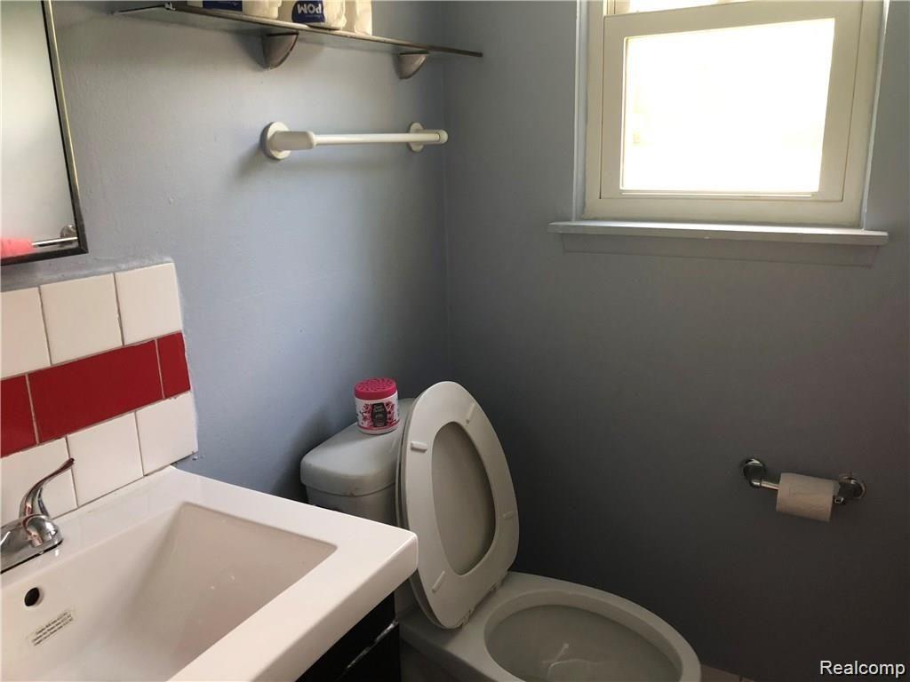 43967 Fredericksburg Street, Canton, MI 48188 — Photo 4