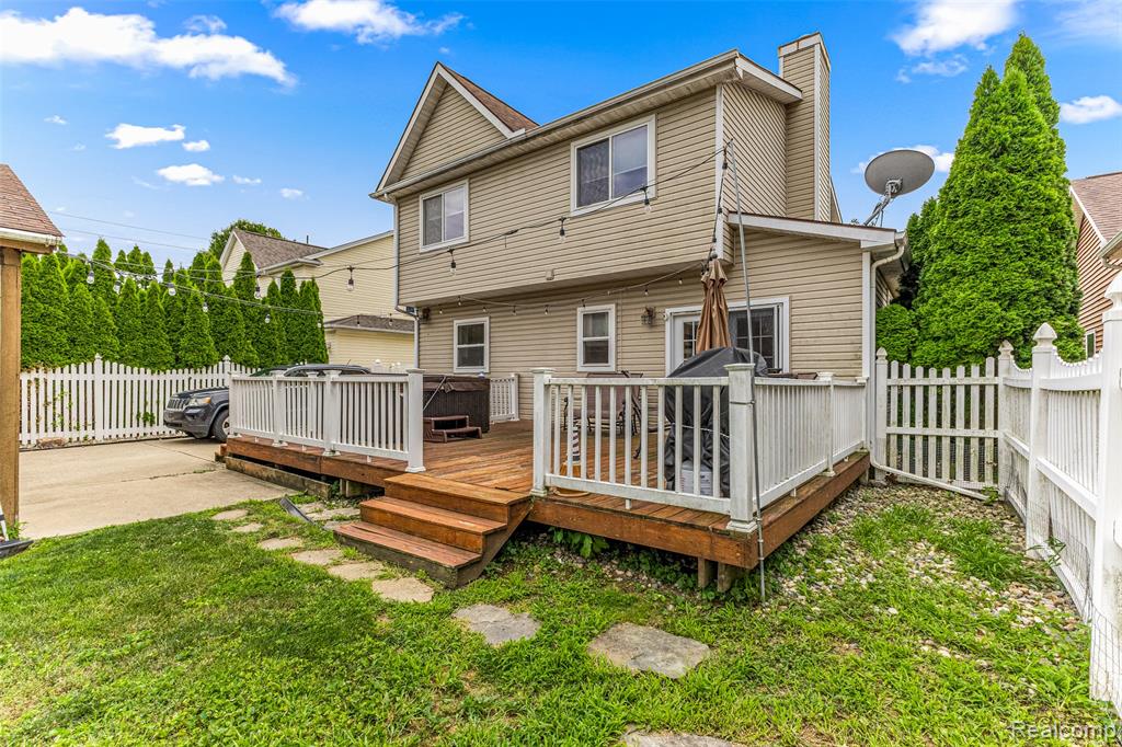 524 Orchard Street, Wyandotte, MI 48192 — Photo 37