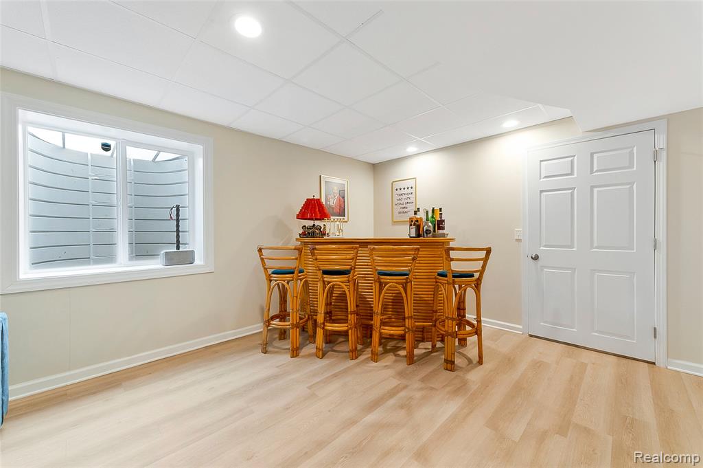 715 Lakeside Drive, Waterford, MI 48328 — Photo 68