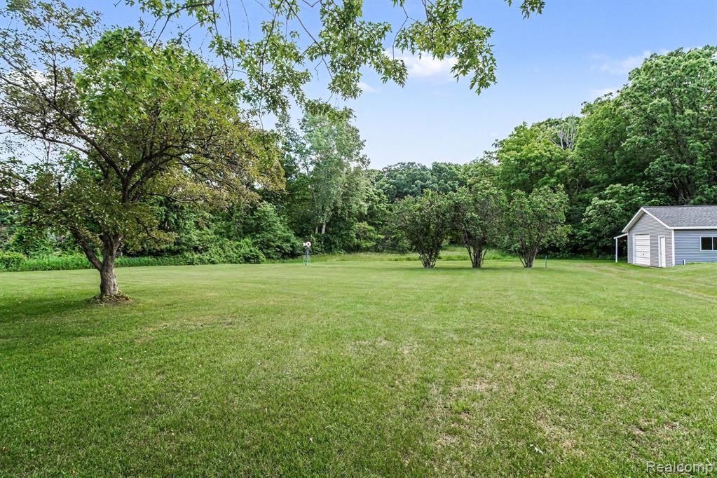 9100 Pine Knob Road, Clarkston, MI 48348 — Photo 42