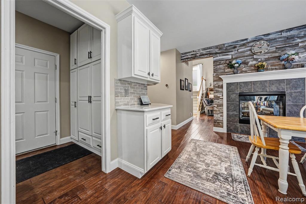 9623 Windsor Lane, Clarkston, MI 48348 — Photo 16