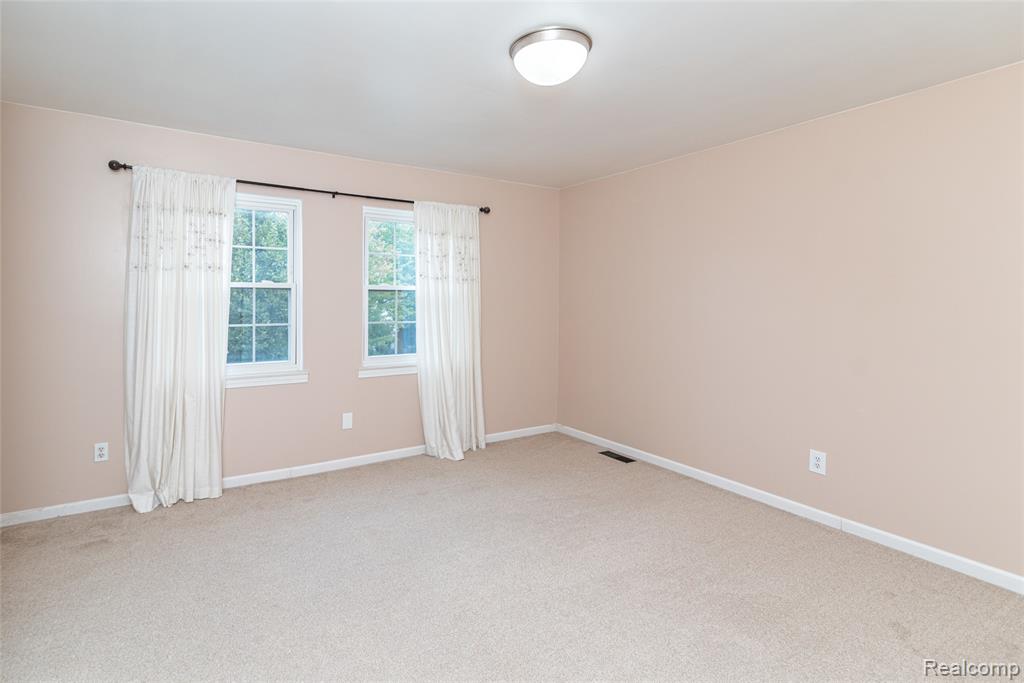 41975 Cherry Hill Road, Novi, MI — Photo 14