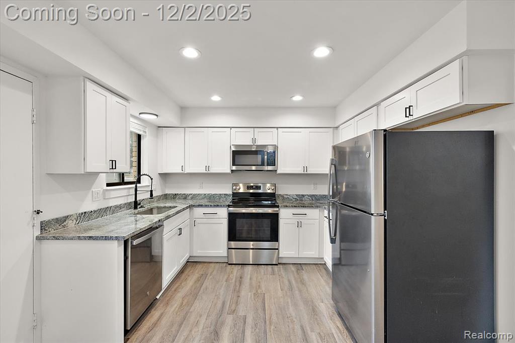 23588 Lahser Road, Southfield, MI 48033 — Photo 6