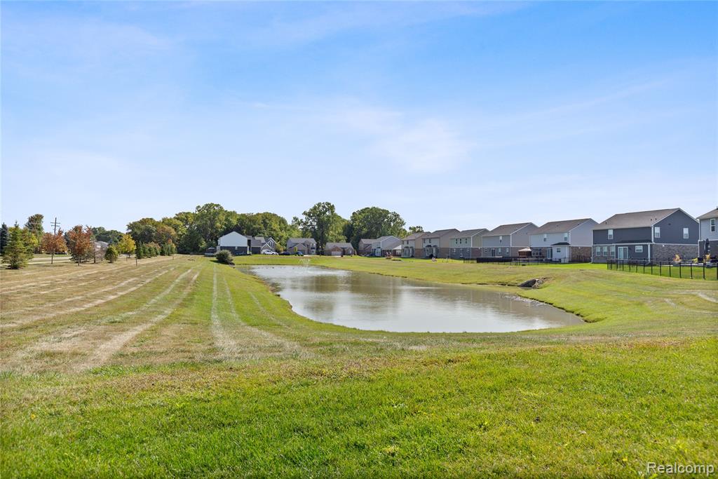 48993 Cold Rise Court, Macomb, MI 48042 — Photo 36