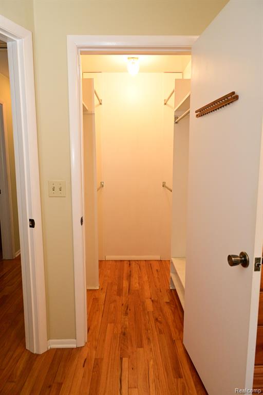 4160 MONTGOMERY Drive, Shelby Twp, MI 48316 — Photo 31