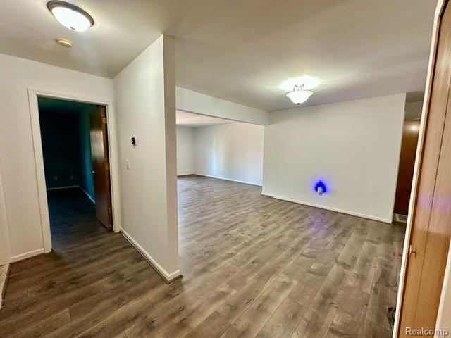 48475 Juswood Lane, 20, Chesterfield, MI — Photo 4