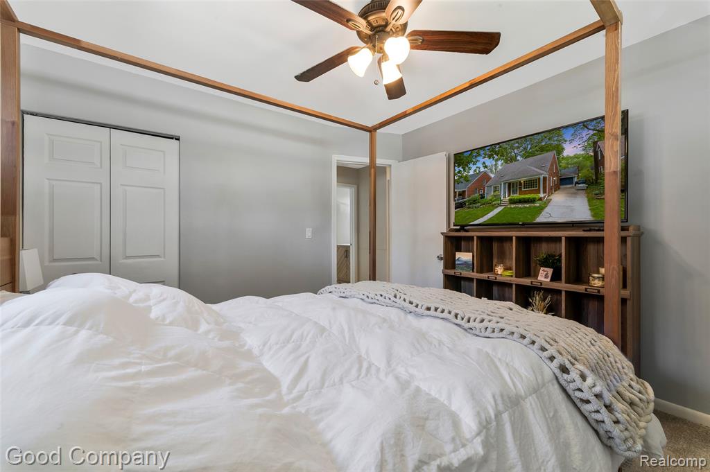 28748 Herbert Street, Madison Heights, MI 48071 — Photo 23