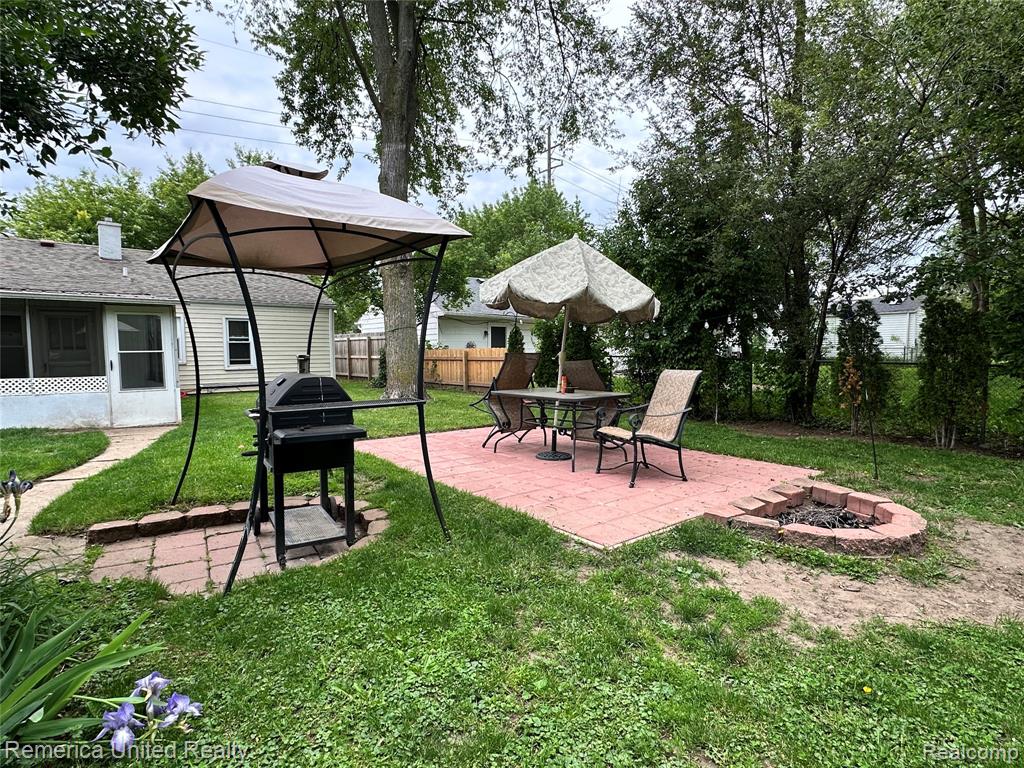 9044 N Sheldon Road, Plymouth, MI 48170 — Photo 22