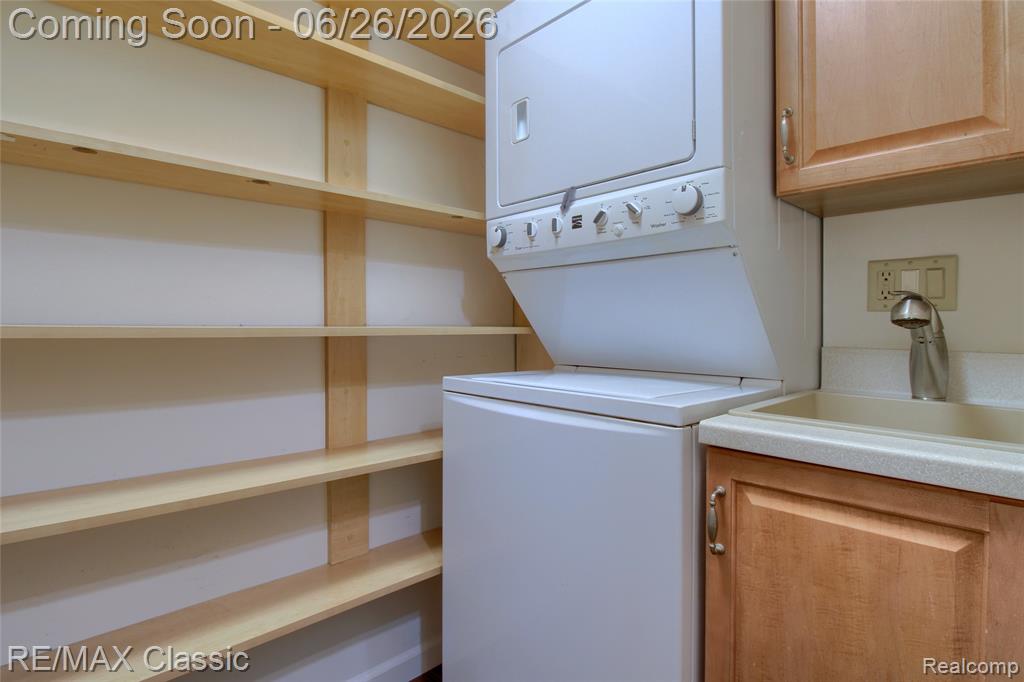 6957 Carriage Hills Drive, Canton, MI 48187 — Photo 28