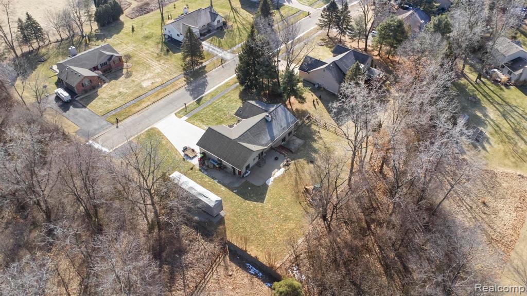 4025 PRESIDENTIAL Way, Highland, MI 48356 — Photo 7
