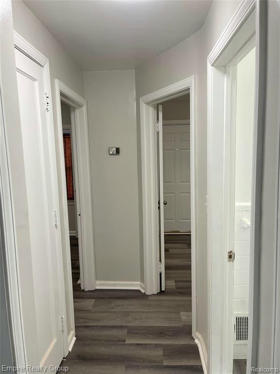 6037 Piedmont Street, Detroit, MI 48228 — Photo 15
