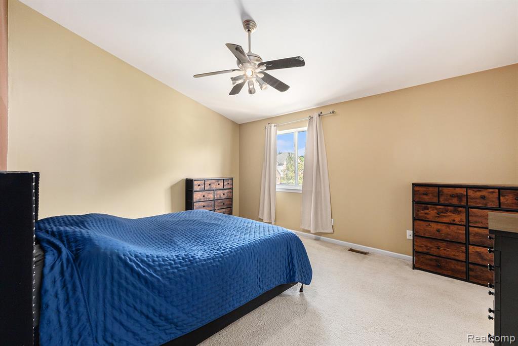 6020 Majestic Oaks Drive, Commerce Twp, MI 48382 — Photo 20