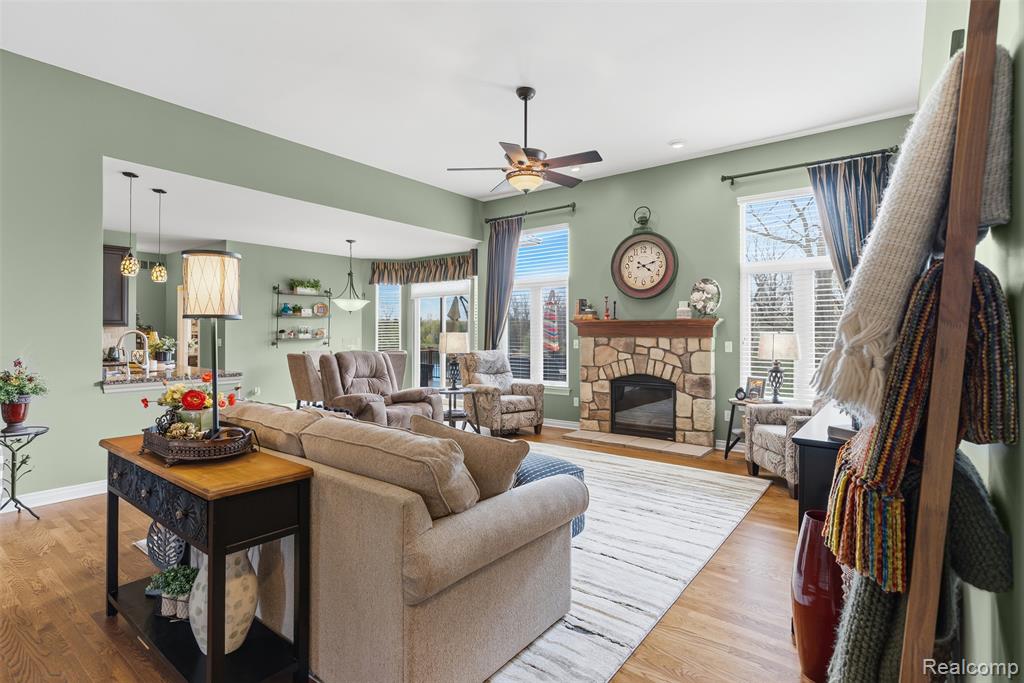 660 Willow Lake Court, Oxford, MI 48371 — Photo 16