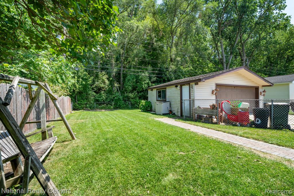 8308 Orhan Street, Canton, MI 48187 — Photo 29