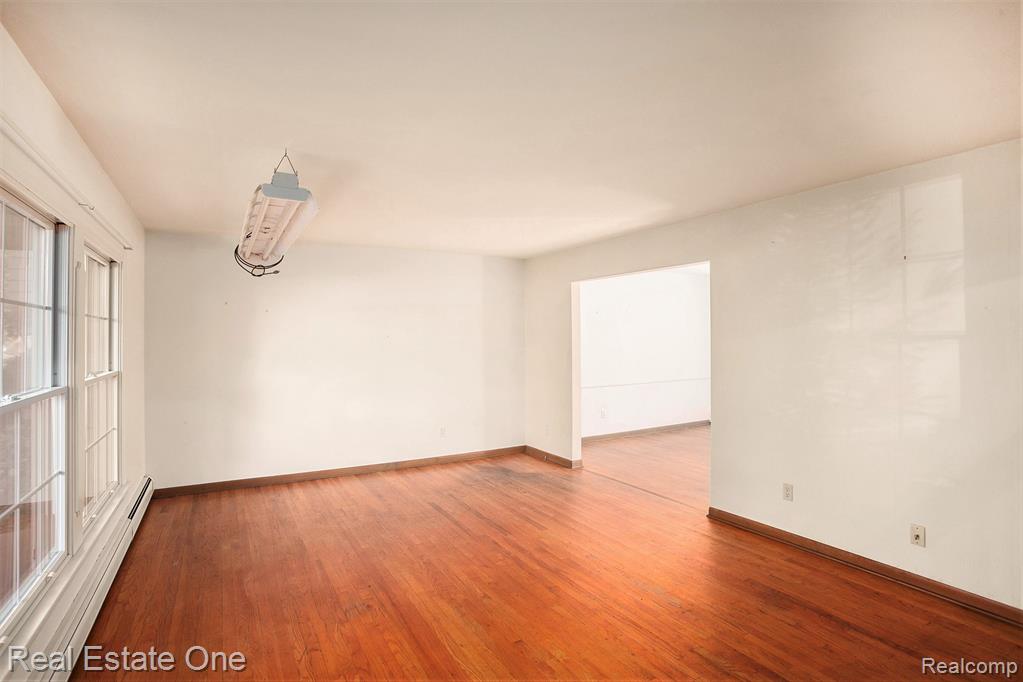 5593 Northcote, West Bloomfield, MI — Photo 6