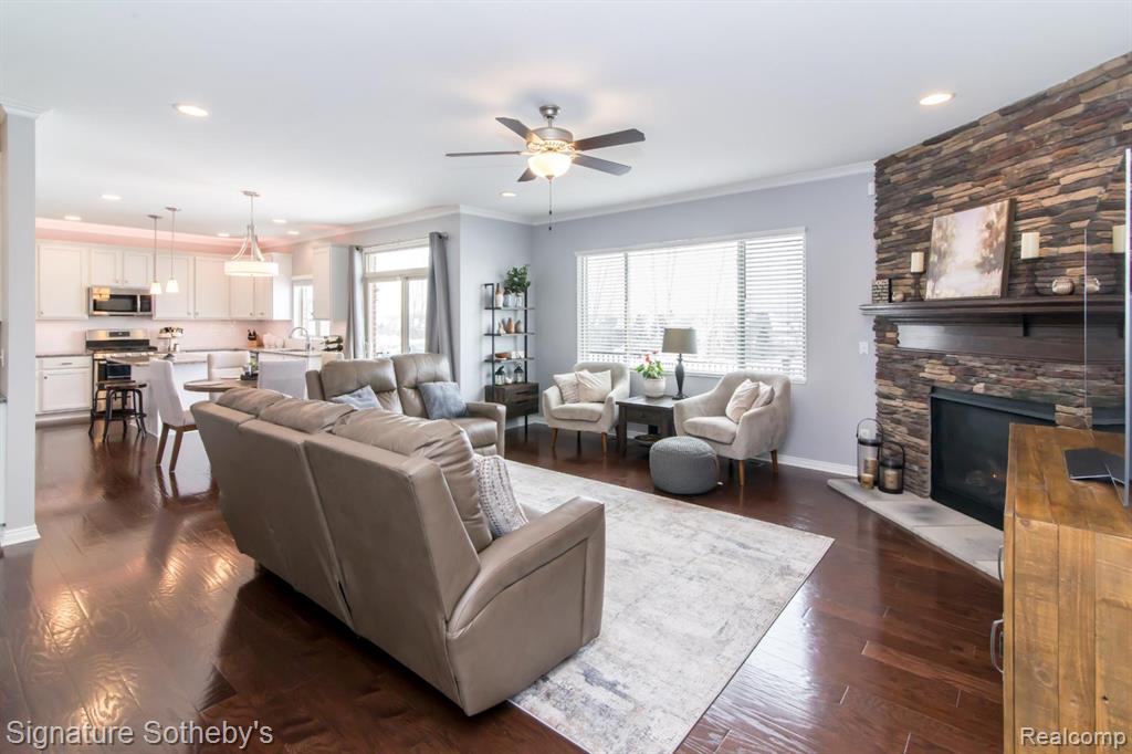 464 Overlook Drive, Oxford, MI 48371 — Photo 2