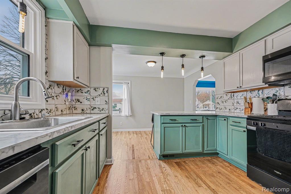 59 Canfield Drive, Mount Clemens, MI 48043 — Photo 11