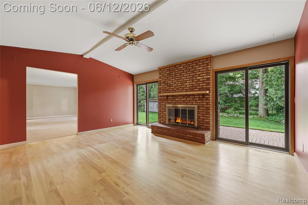 640 Longfellow Drive, Troy, MI 48085 — Photo 7