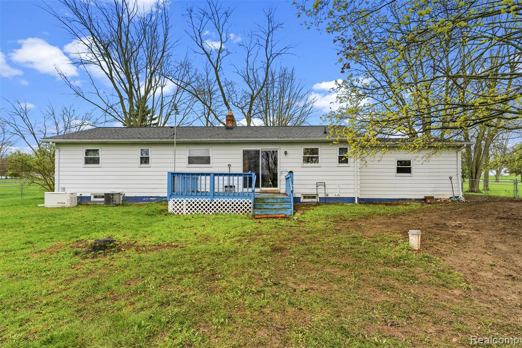 5114 Reid Road, Swartz Creek, MI 48473 — Photo 6