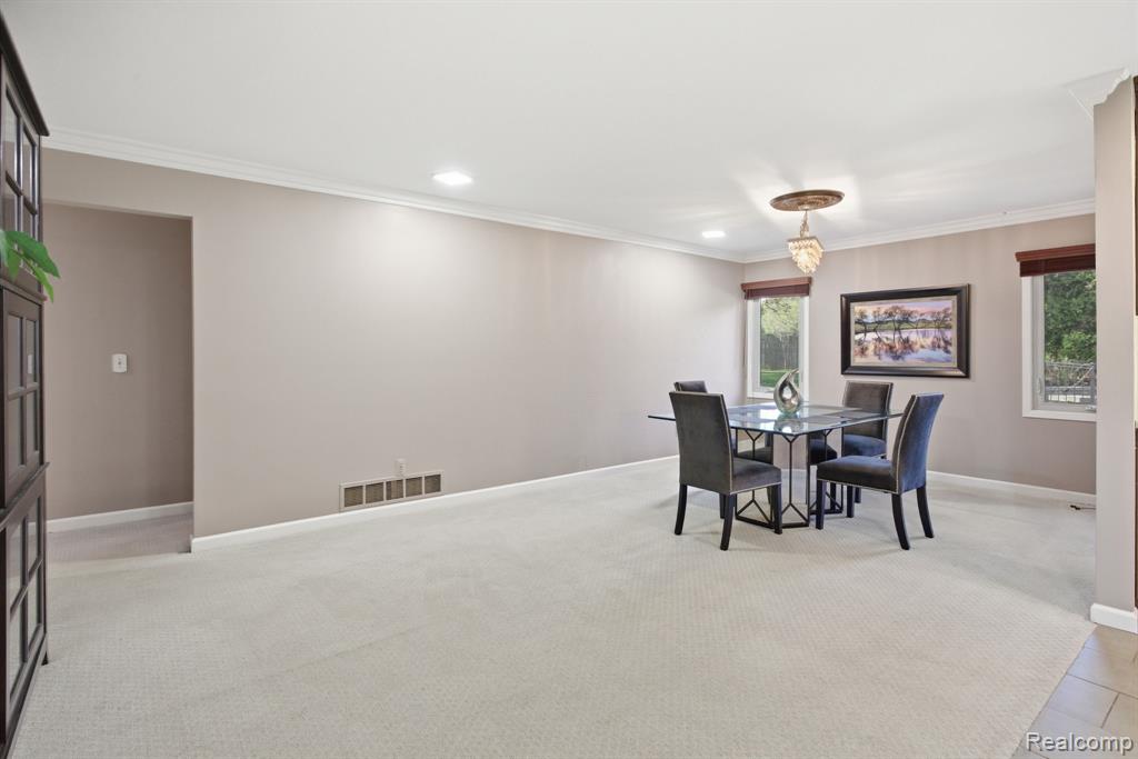 2411 Wixom Trail, Milford, MI 48381 — Photo 9