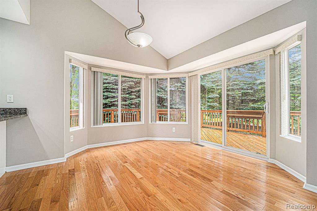 52850 Sable Drive, Unit #26, Macomb, MI 48042 — Photo 11