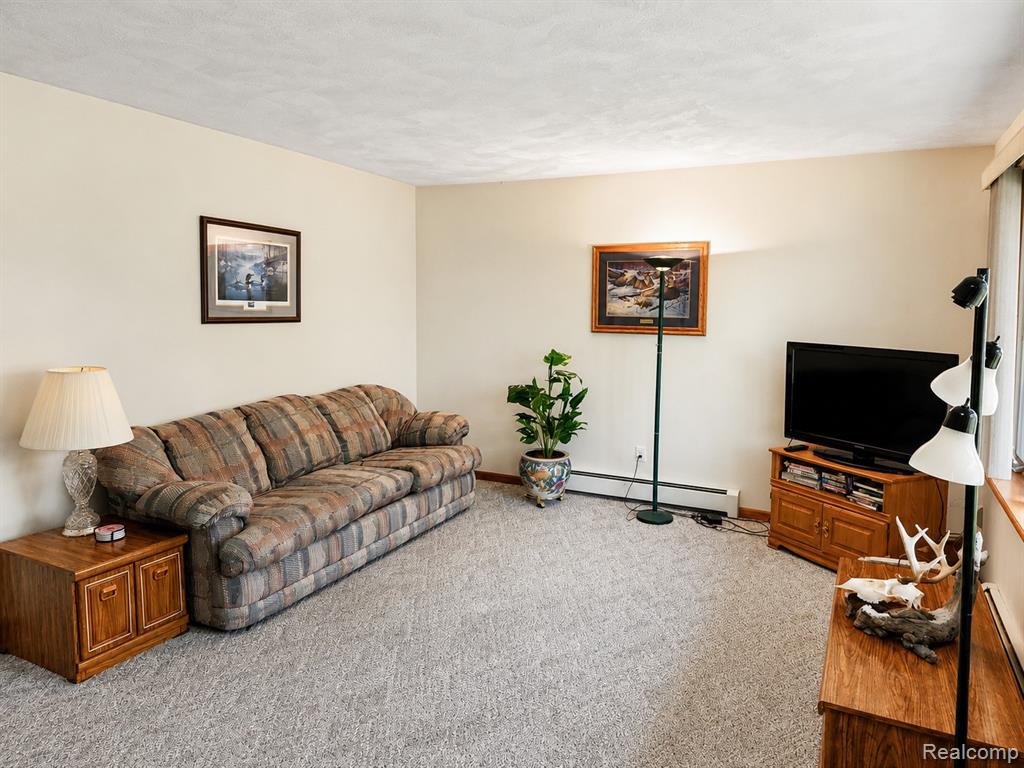 11183 Wolf Road, Johannesburg, MI 49751 — Photo 10
