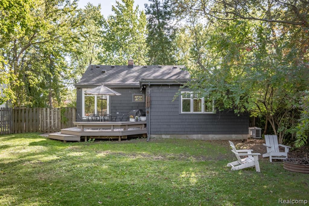 1335 KENSINGTON Drive, Ann Arbor, MI 48104 — Photo 29