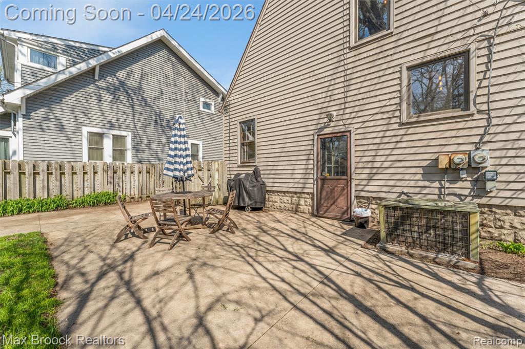 36 Kensington Boulevard, Pleasant Ridge, MI — Photo 26