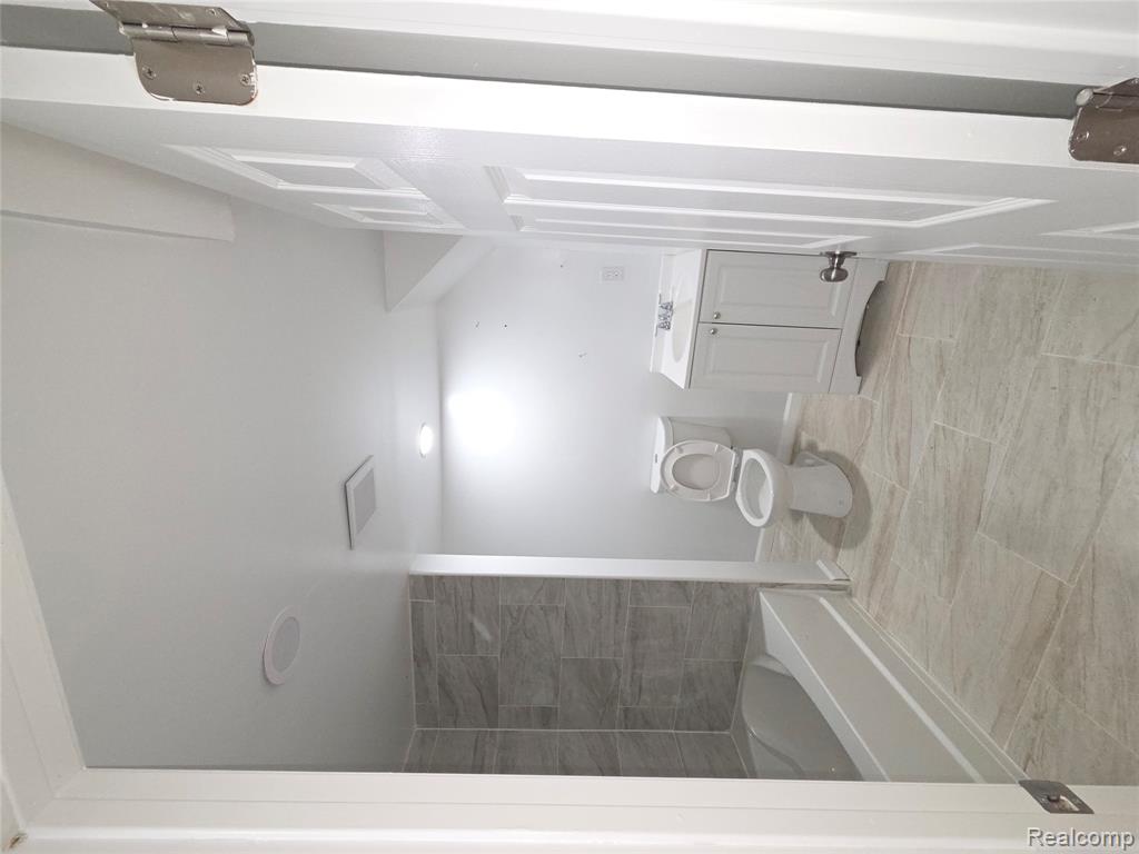 15430 Bramell Street, Detroit, MI 48223 — Photo 12