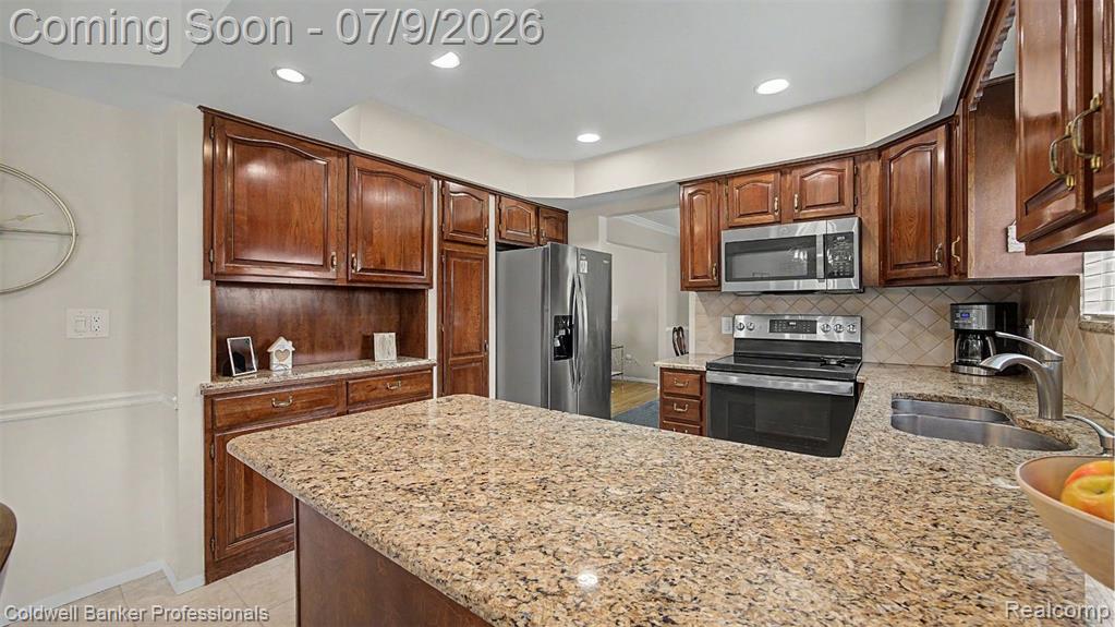 8731 Paulina Drive, Sterling Heights, MI 48312 — Photo 26