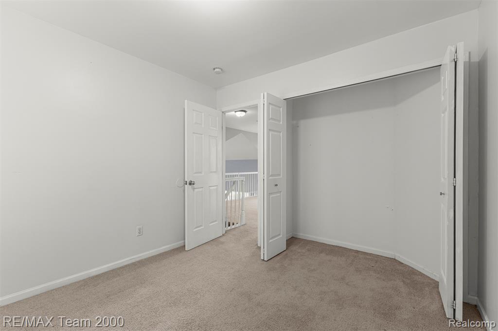 21717 Hildebrandt Drive, Flat Rock, MI 48134 — Photo 32
