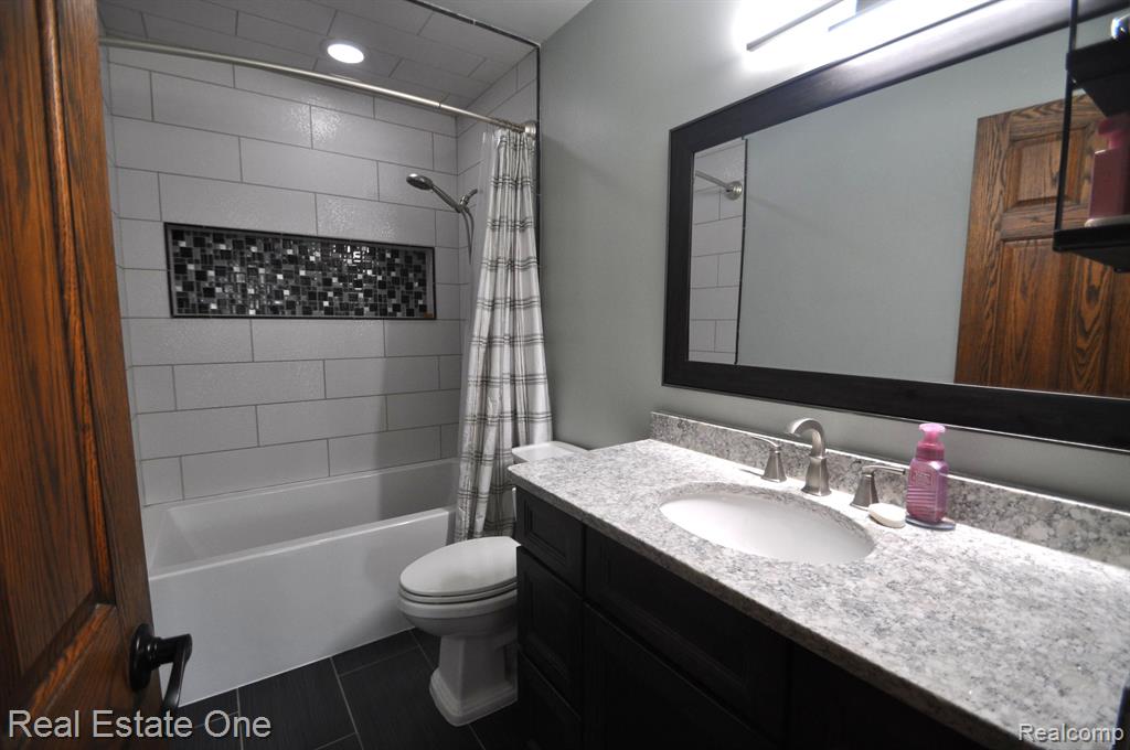 53447 GARLAND Drive, Macomb, MI 48316 — Photo 30