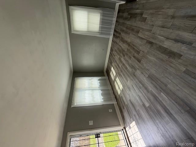 21530 W Davison Street - Photo 3