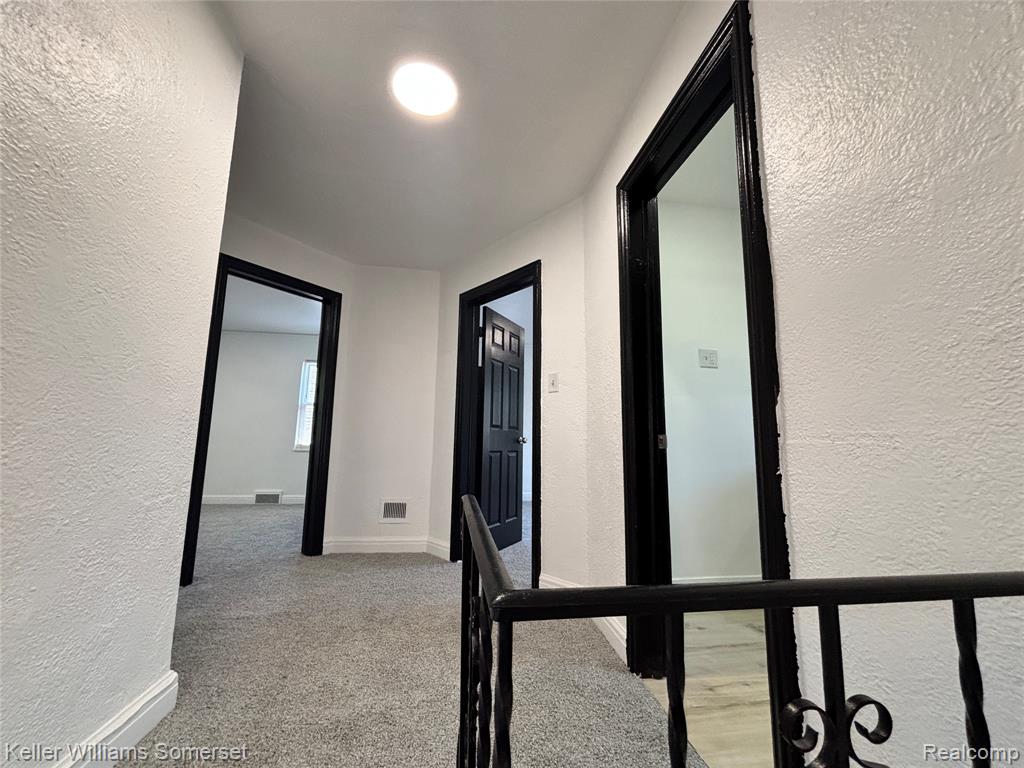 14800 Woodmont Avenue, Detroit, MI 48227 — Photo 12