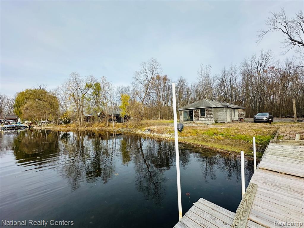 12063 Kirby Lane, South Lyon, MI 48178 — Photo 5