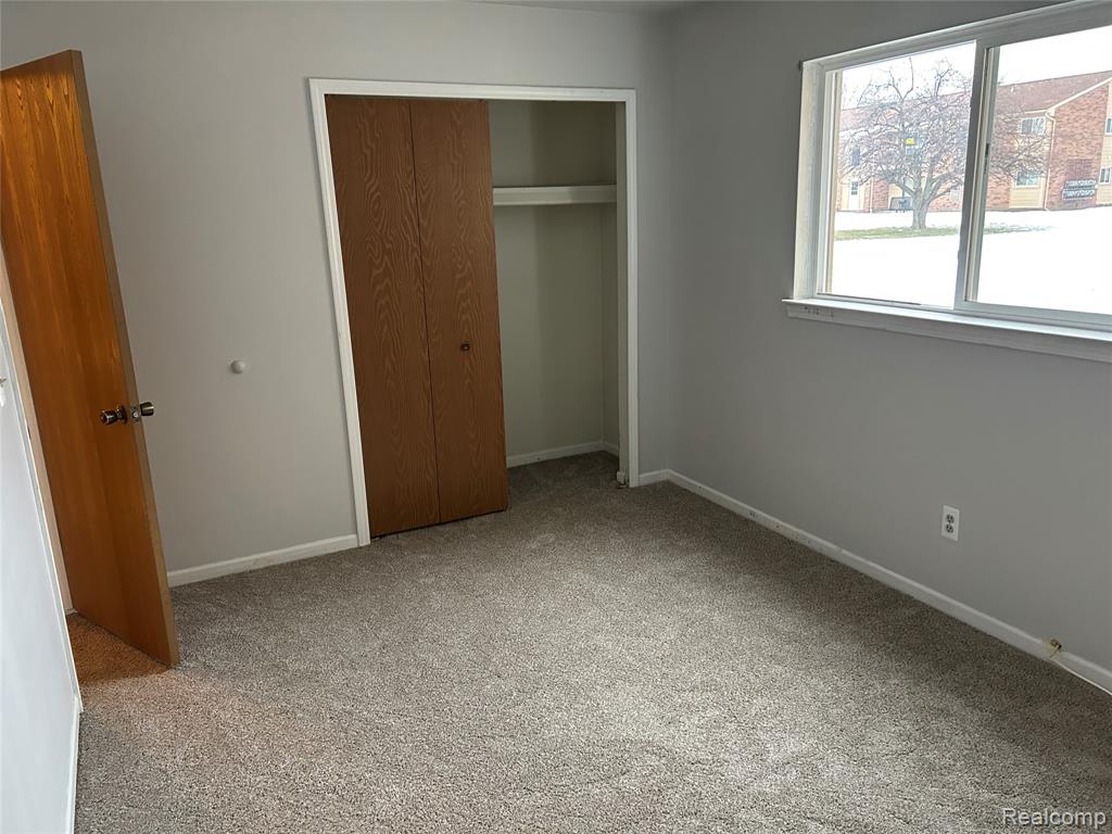 34650 Clarkson Drive W, 43, Fraser, MI 48026 — Photo 12