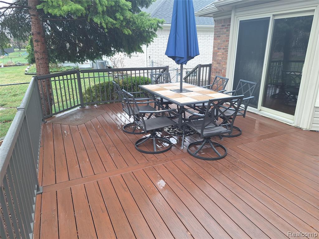 19167 Sandpiper Drive, Macomb, MI 48044 — Photo 34