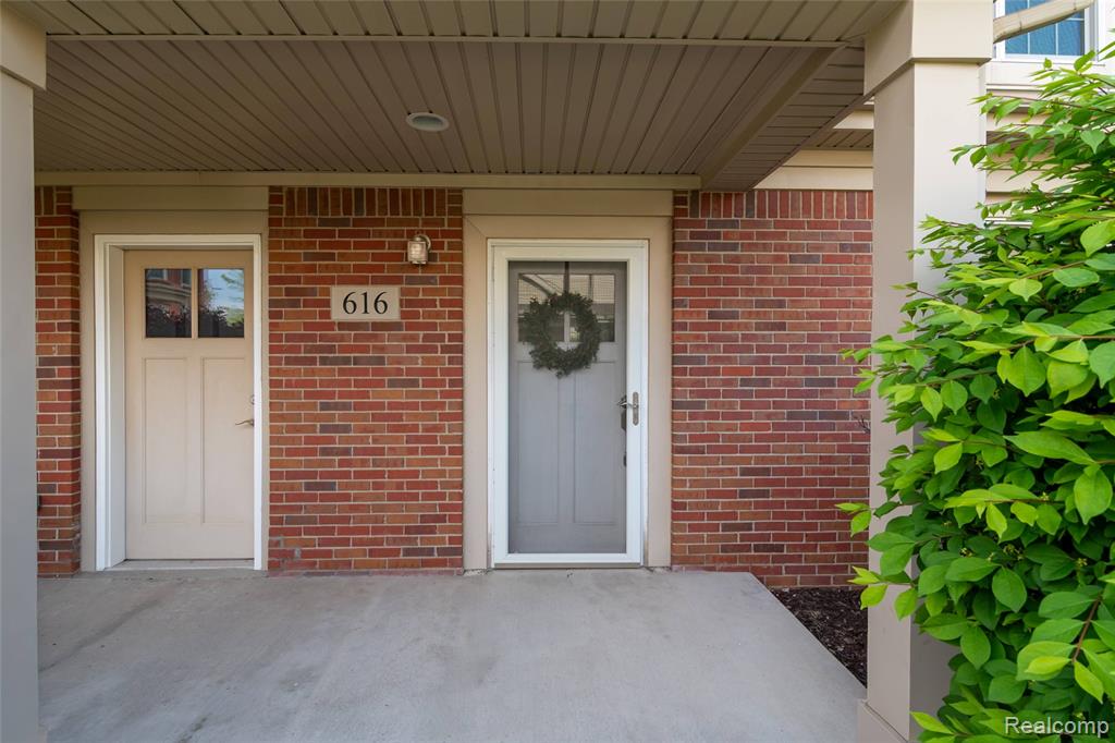 616 Superior Boulevard, Wyandotte, MI 48192 — Photo 2