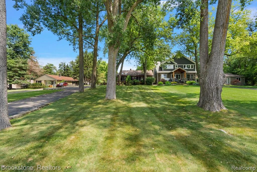1167 E Lake Drive, Novi, MI 48377 — Photo 32