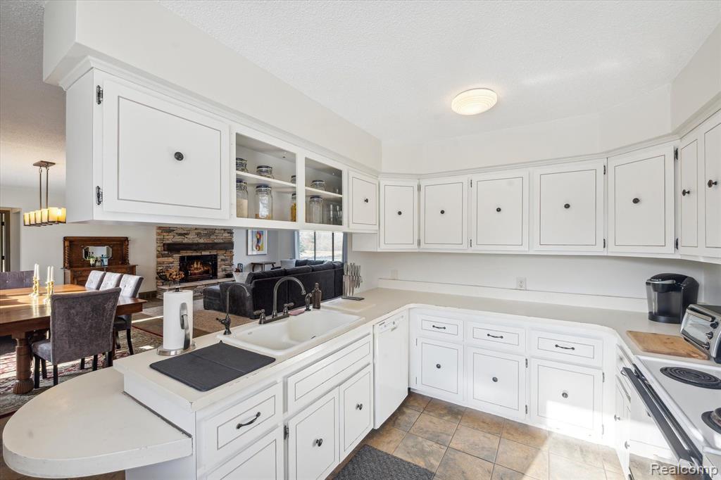 2843 GANNON Road, Howell, MI 48855 — Photo 12
