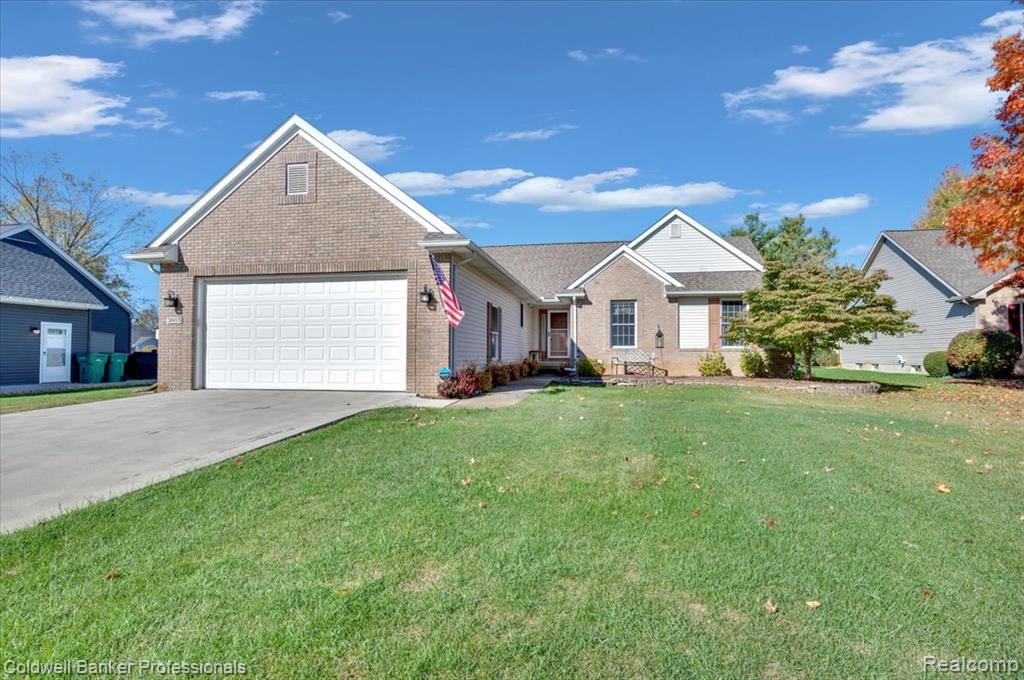 3803 Wedgewood Drive, Lapeer, MI 48446 — front exterior