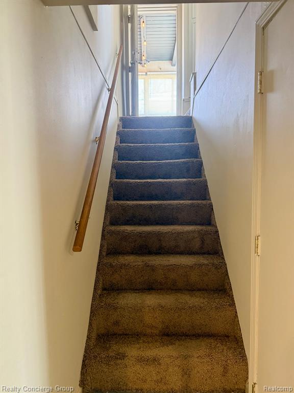 400 N LEONA Avenue, Garden City, MI — Photo 29