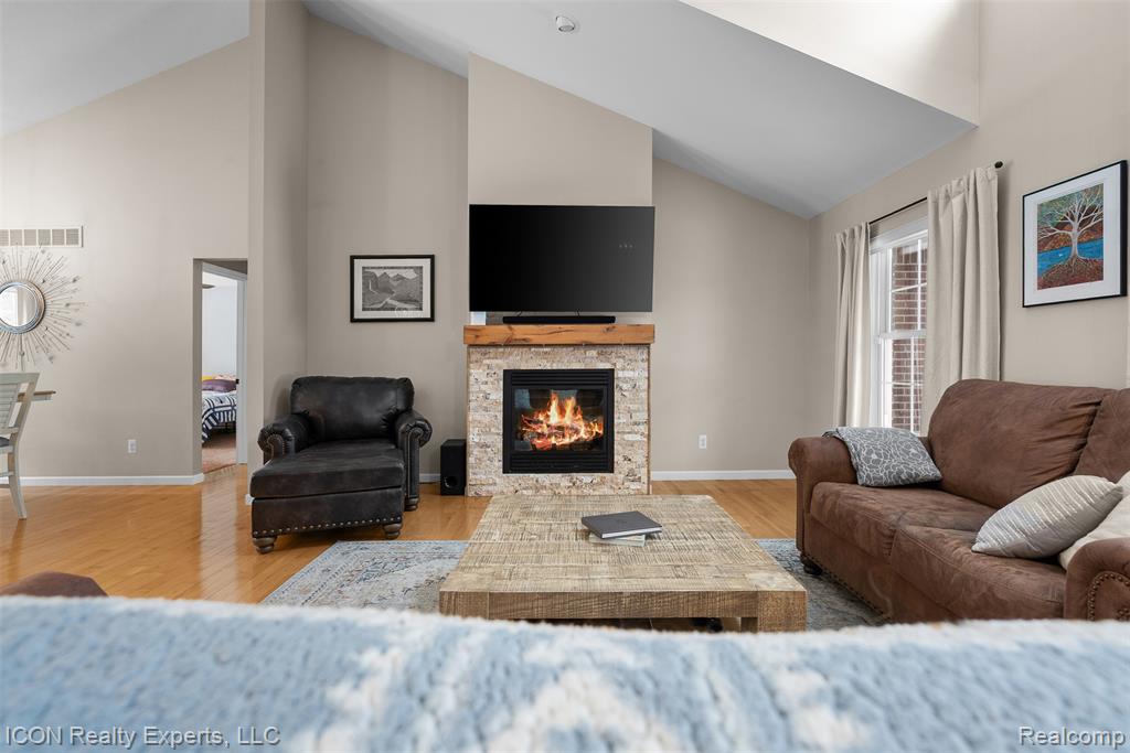 11185 Cassidy Trail, Davisburg, MI 48350 — Photo 13